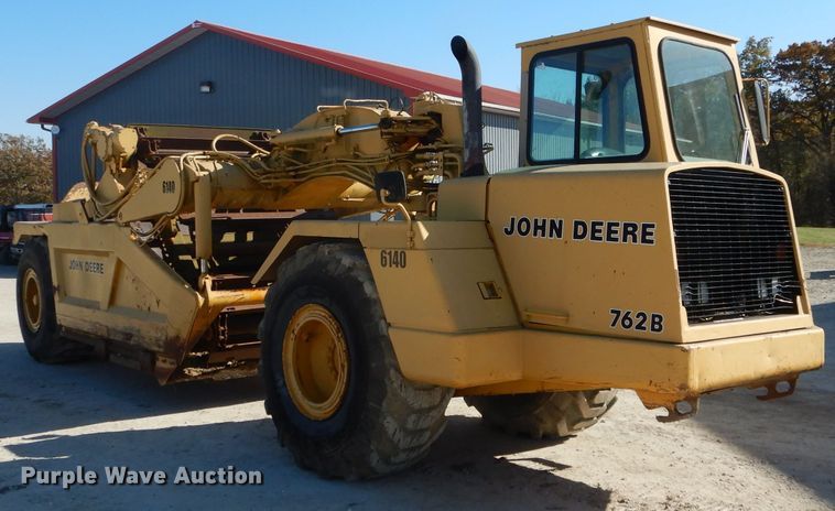 image for item DH6795 1989 John Deere 762B elevating scraper