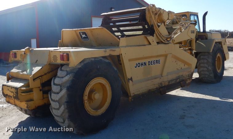 image for item DH6795 1989 John Deere 762B elevating scraper