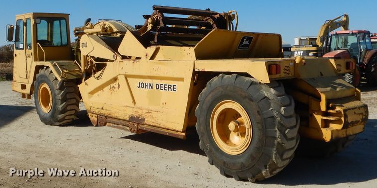 image for item DH6795 1989 John Deere 762B elevating scraper