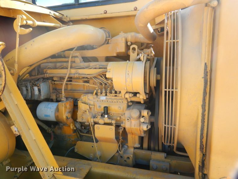 image for item DH6795 1989 John Deere 762B elevating scraper