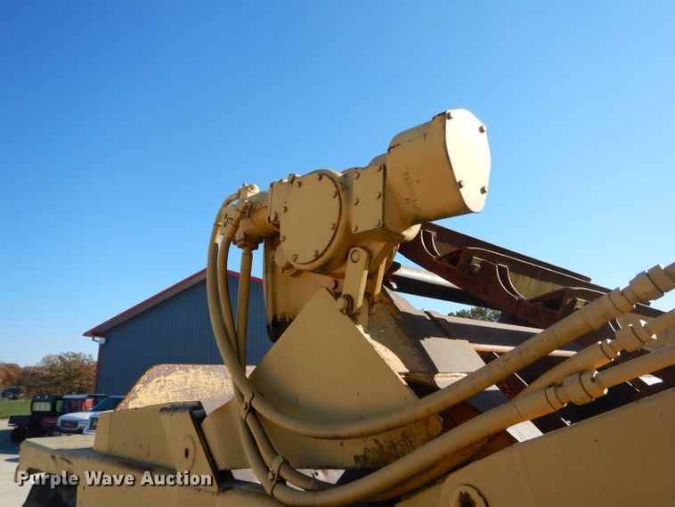 image for item DH6795 1989 John Deere 762B elevating scraper