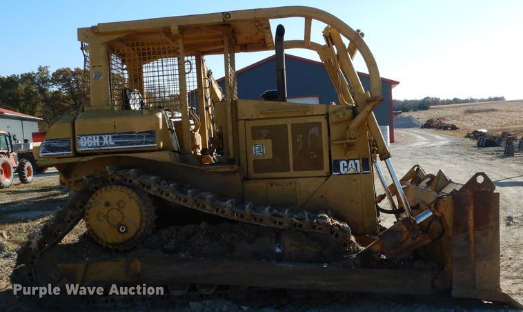 image for item DH6796 Caterpillar D6H XL Series II dozer