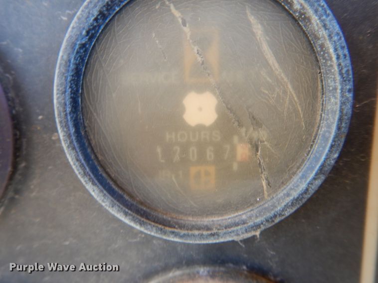 image for item DH6796 Caterpillar D6H XL Series II dozer