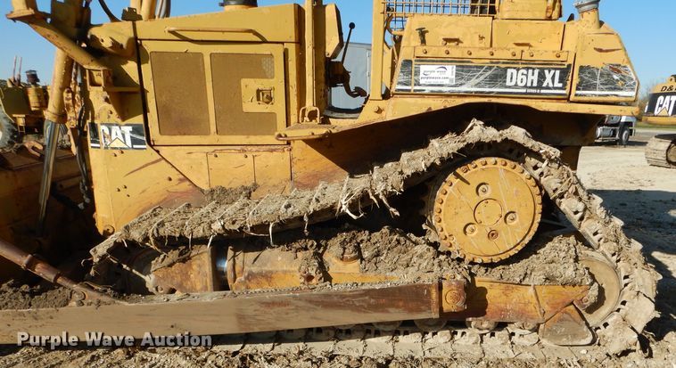 image for item DH6796 Caterpillar D6H XL Series II dozer