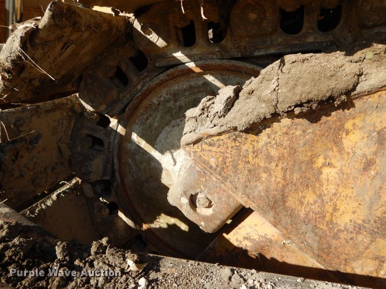 image for item DH6796 Caterpillar D6H XL Series II dozer