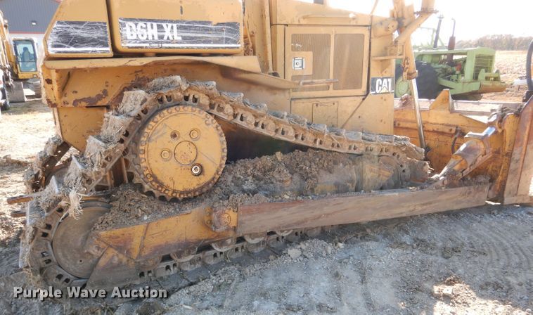 image for item DH6796 Caterpillar D6H XL Series II dozer