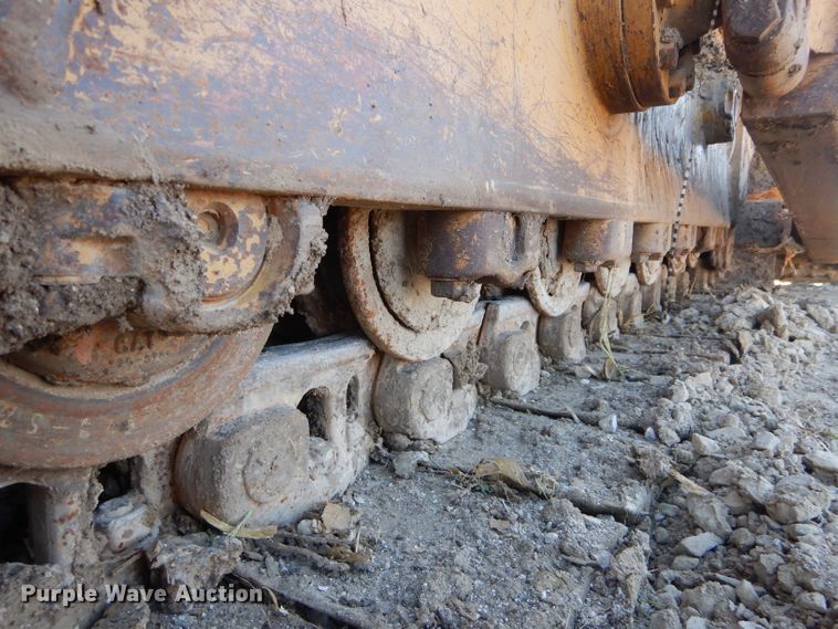 image for item DH6796 Caterpillar D6H XL Series II dozer