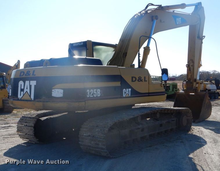 image for item DH6797 1997 Caterpillar 325B excavator