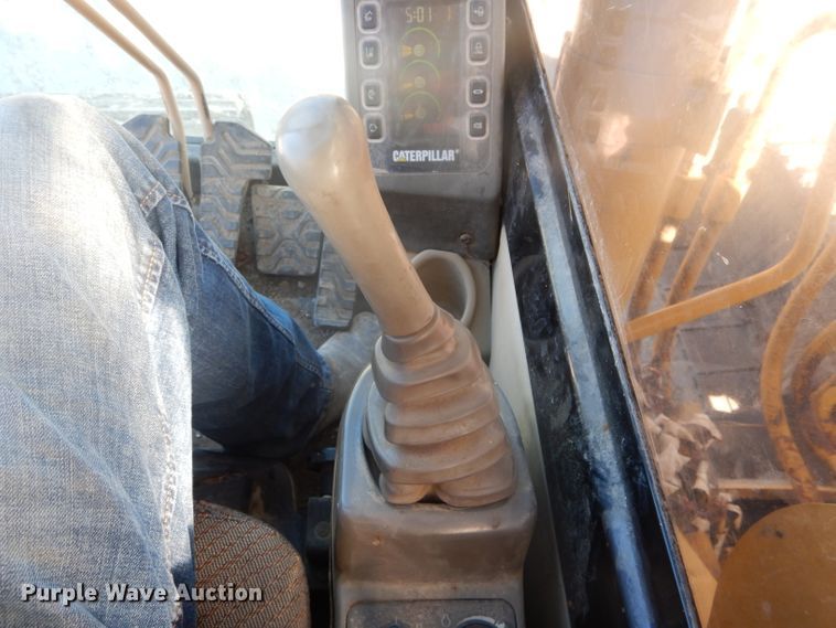 image for item DH6797 1997 Caterpillar 325B excavator