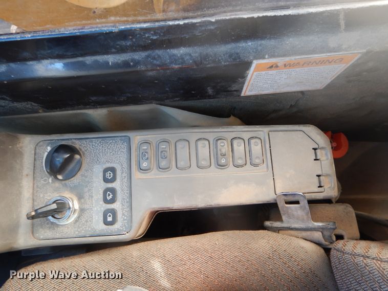 image for item DH6797 1997 Caterpillar 325B excavator