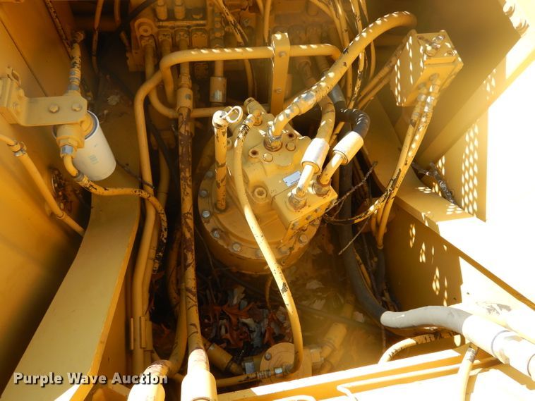 image for item DH6797 1997 Caterpillar 325B excavator