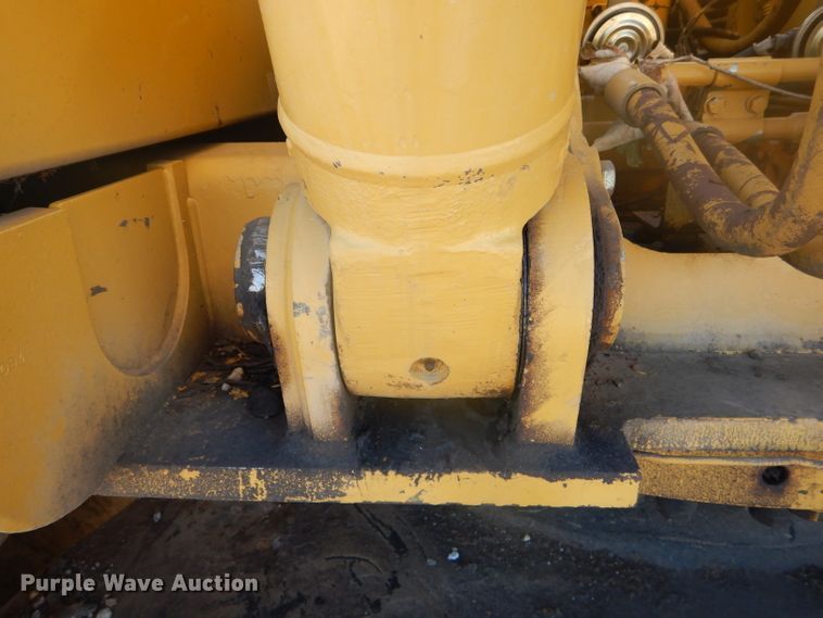 image for item DH6797 1997 Caterpillar 325B excavator