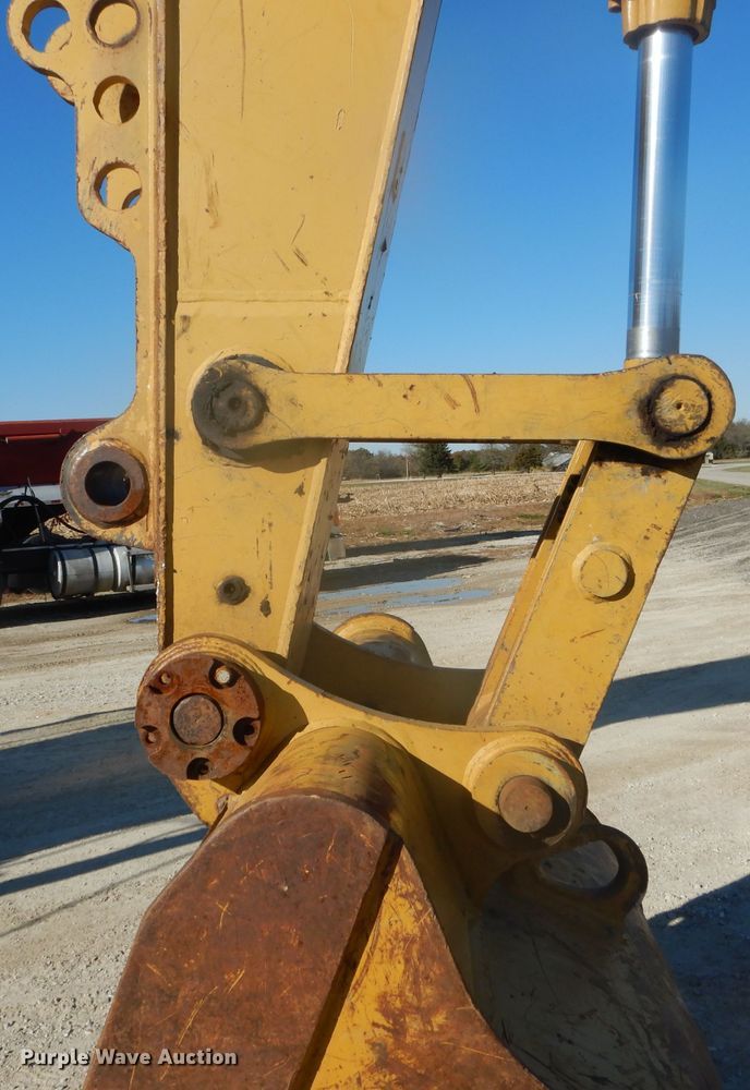 image for item DH6797 1997 Caterpillar 325B excavator