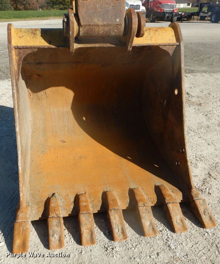 image for item DH6797 1997 Caterpillar 325B excavator