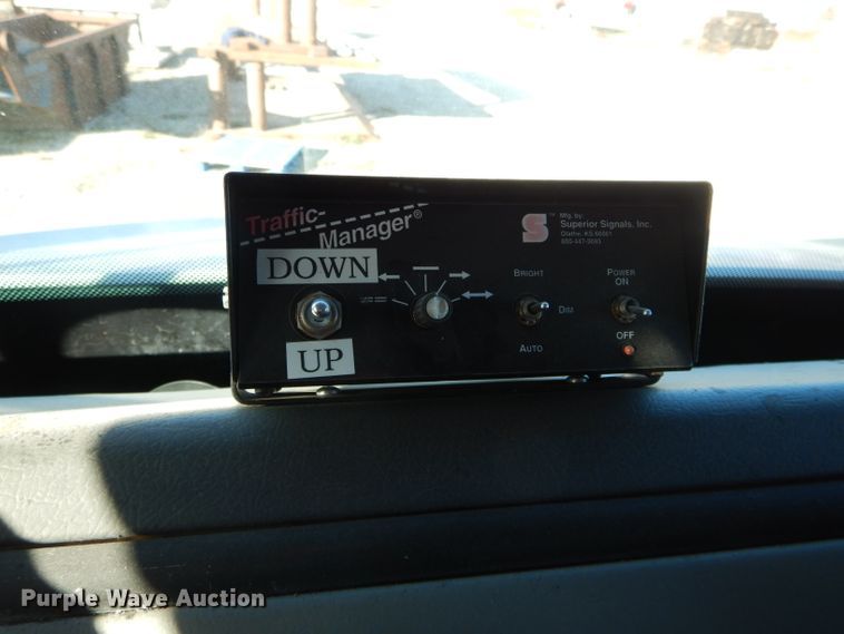 image for item DH6799 2001 Freightliner FL70 service truck