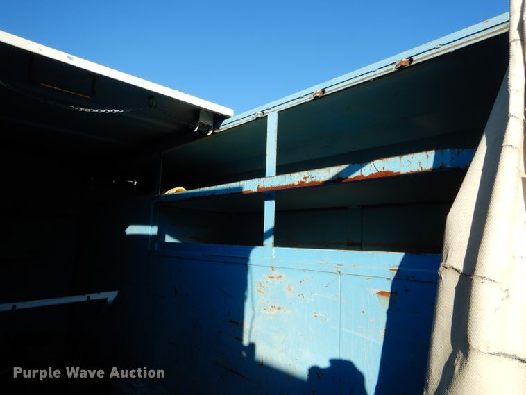 image for item DH6799 2001 Freightliner FL70 service truck