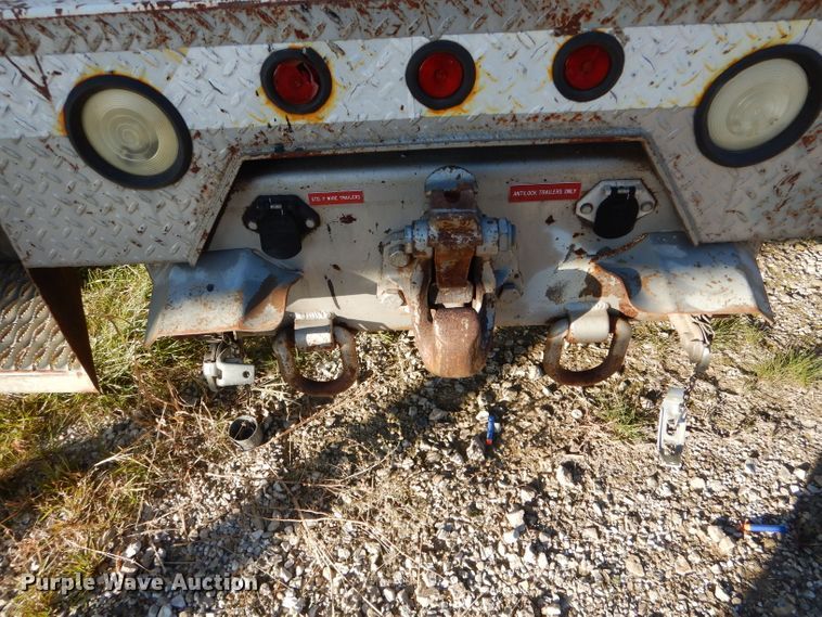 image for item DH6799 2001 Freightliner FL70 service truck