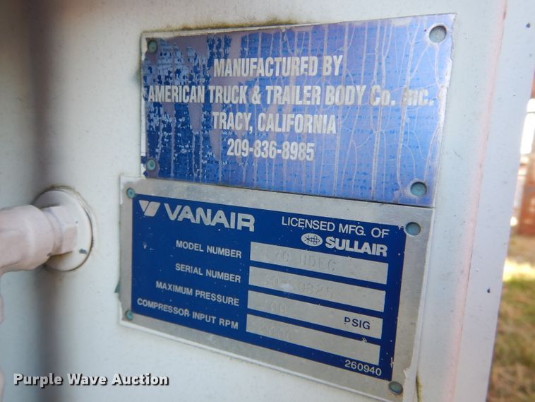 image for item DH6799 2001 Freightliner FL70 service truck