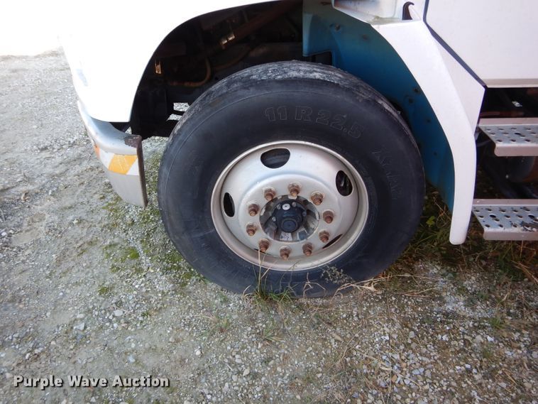 image for item DH6799 2001 Freightliner FL70 service truck