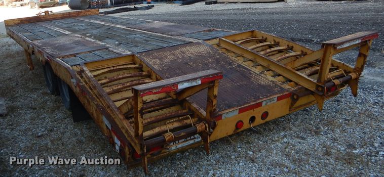 image for item DH6801 2008 Kiefer Built eqiupment trailer