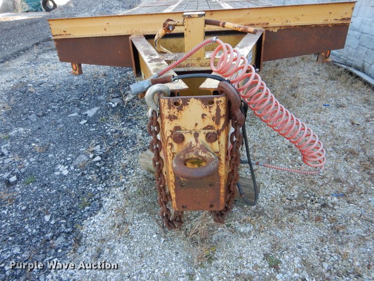 image for item DH6801 2008 Kiefer Built eqiupment trailer