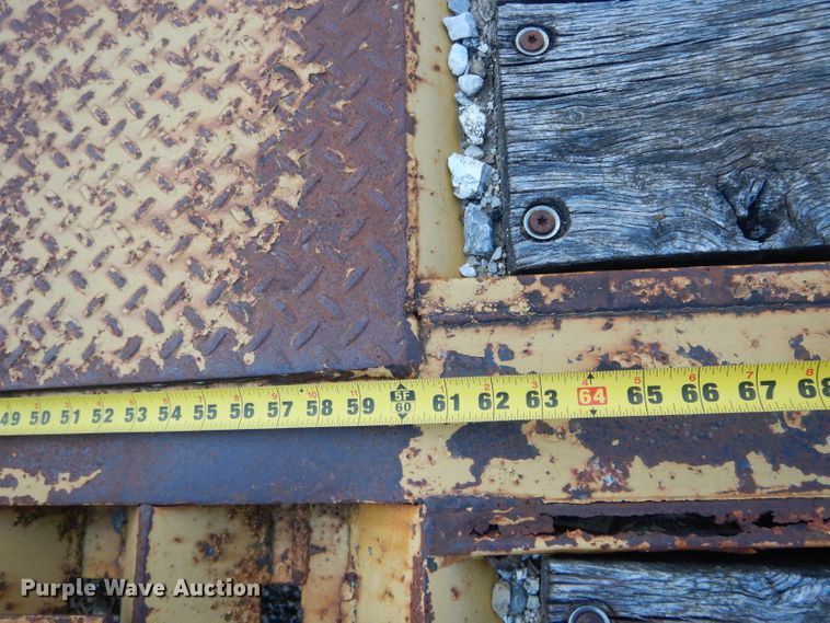 image for item DH6801 2008 Kiefer Built eqiupment trailer