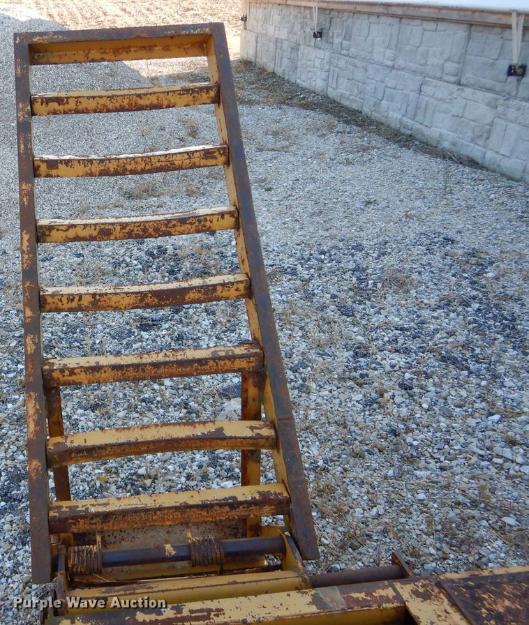 image for item DH6801 2008 Kiefer Built eqiupment trailer