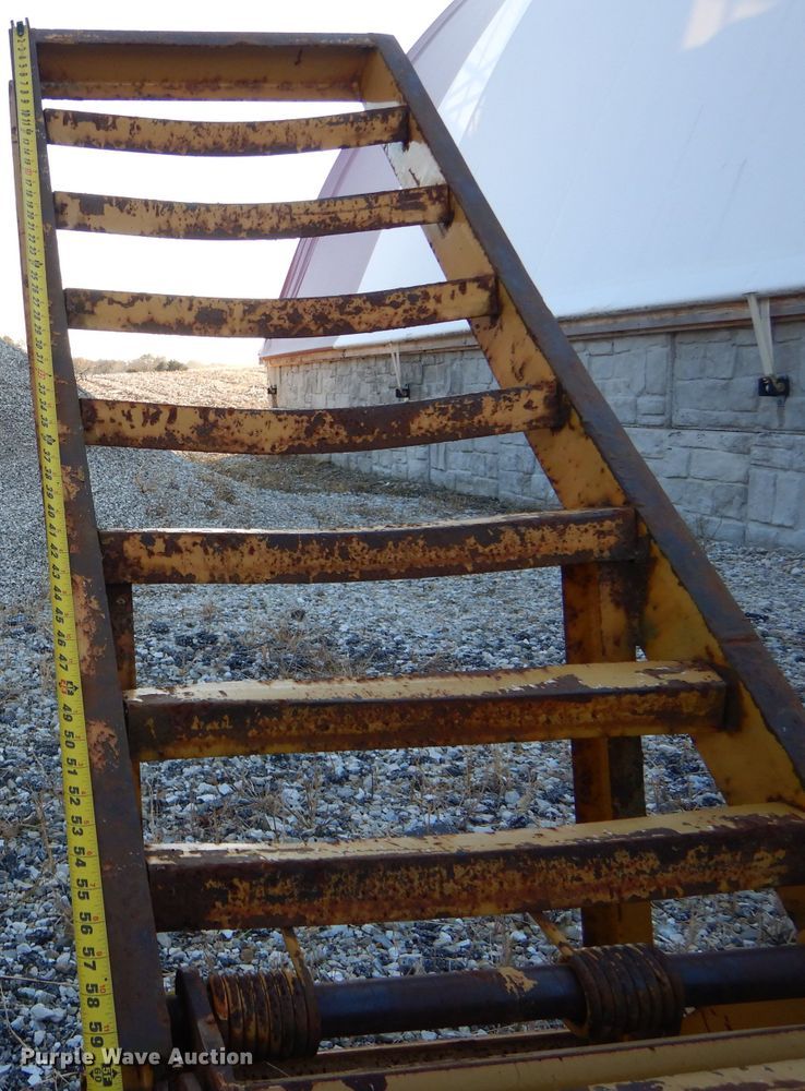 image for item DH6801 2008 Kiefer Built eqiupment trailer