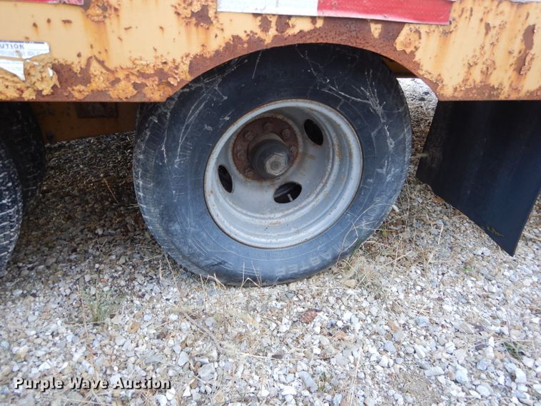 image for item DH6801 2008 Kiefer Built eqiupment trailer