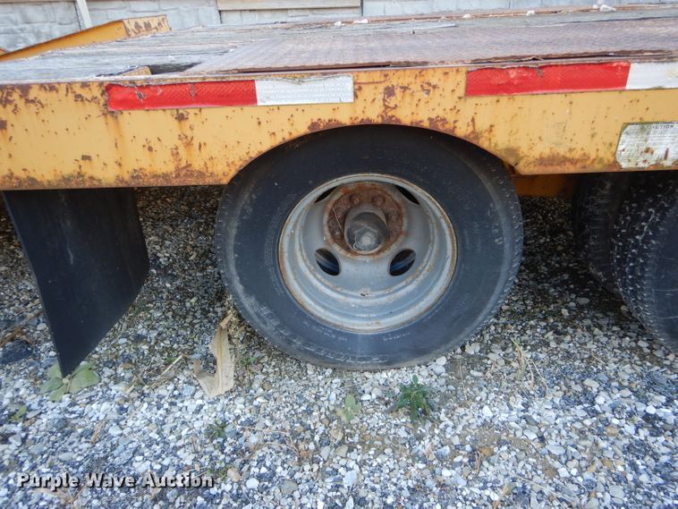 image for item DH6801 2008 Kiefer Built eqiupment trailer