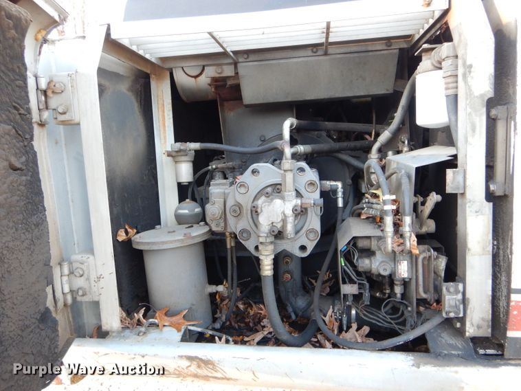 image for item DH6802 1995 Link Belt 2800 Quantum excavator