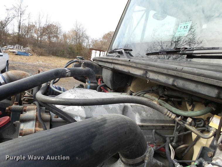 image for item DH7765 2003 Freightliner FL106 roll-off container truck