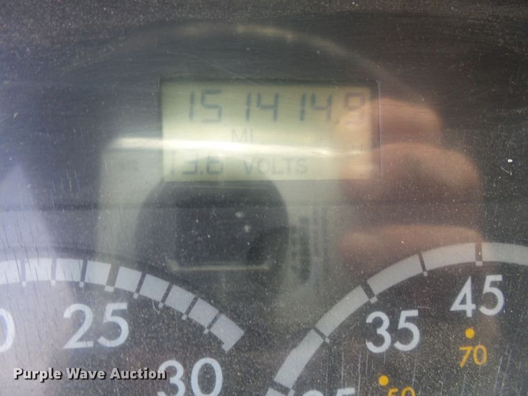 image for item DH7765 2003 Freightliner FL106 roll-off container truck