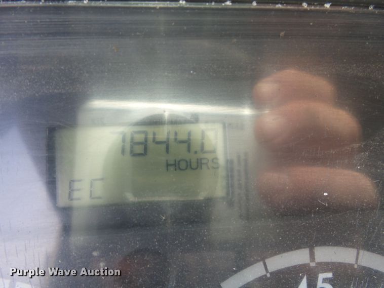 image for item DH7765 2003 Freightliner FL106 roll-off container truck