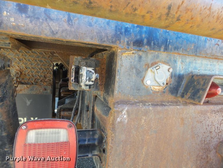 image for item DH7770 1995 Ford F800 reel carrier truck