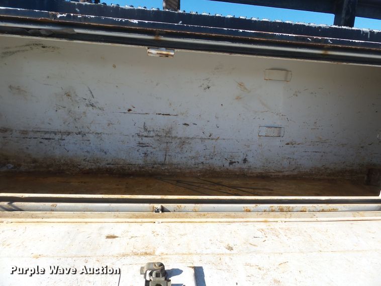 image for item DH7770 1995 Ford F800 reel carrier truck