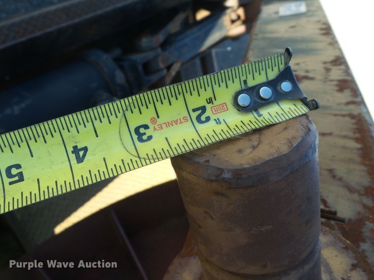 image for item DH7770 1995 Ford F800 reel carrier truck