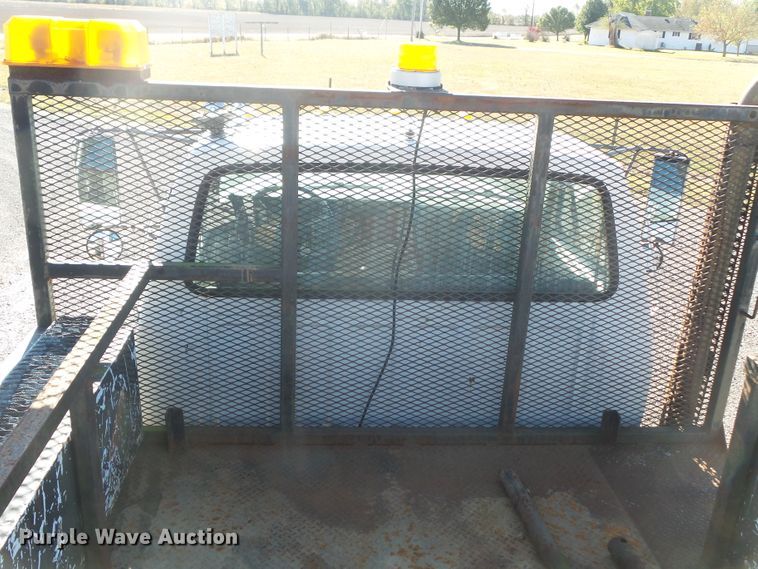 image for item DH7770 1995 Ford F800 reel carrier truck