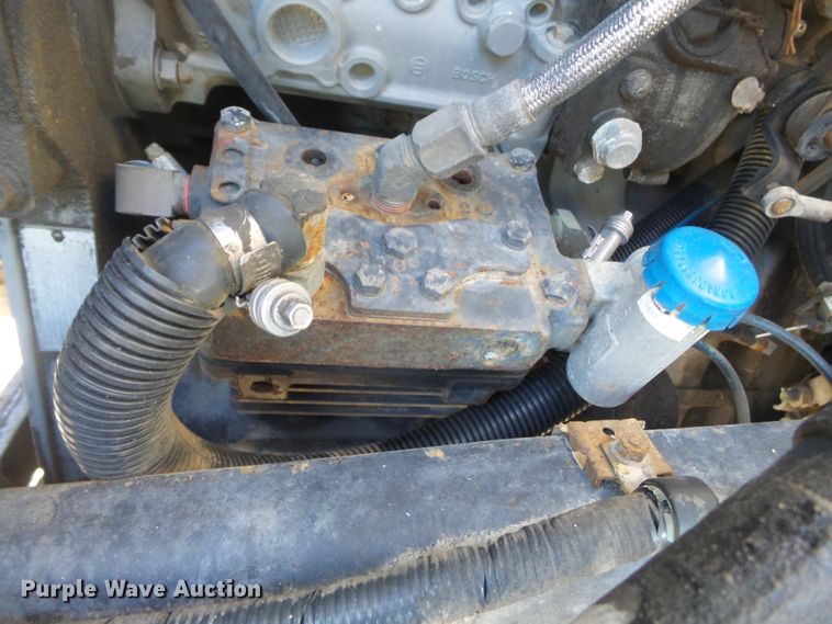 image for item DH7770 1995 Ford F800 reel carrier truck