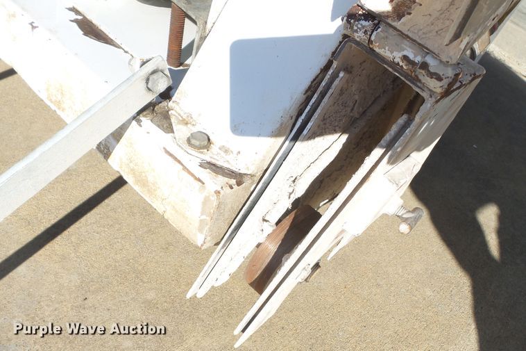 image for item DH7771 Cushion Cut 1616SPA3 concrete saw