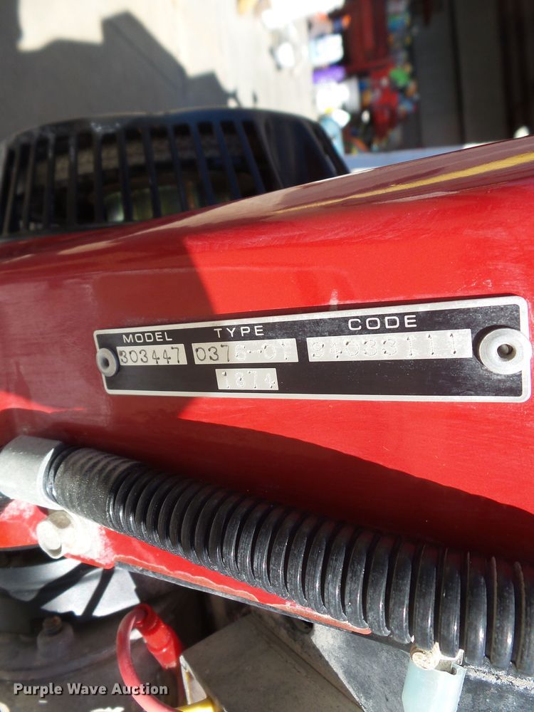 image for item DH7771 Cushion Cut 1616SPA3 concrete saw