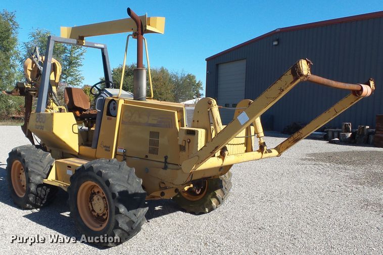 image for item DH7774 Case 860 cable plow