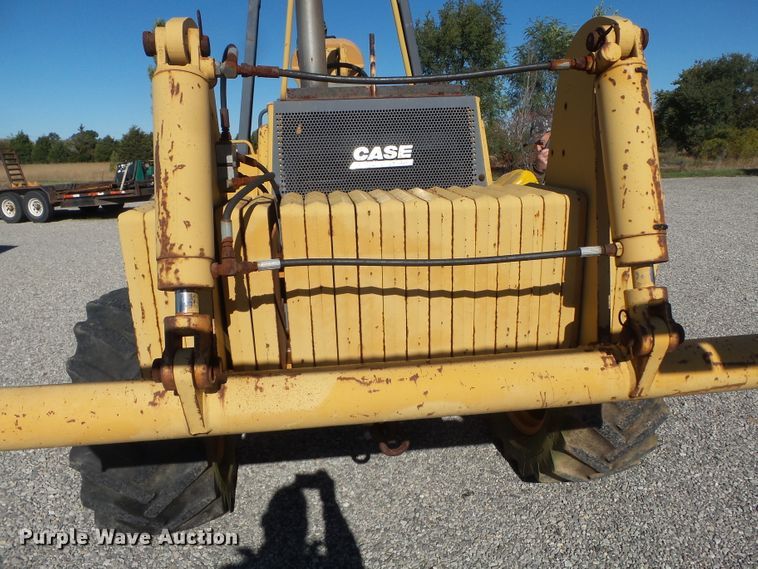image for item DH7774 Case 860 cable plow