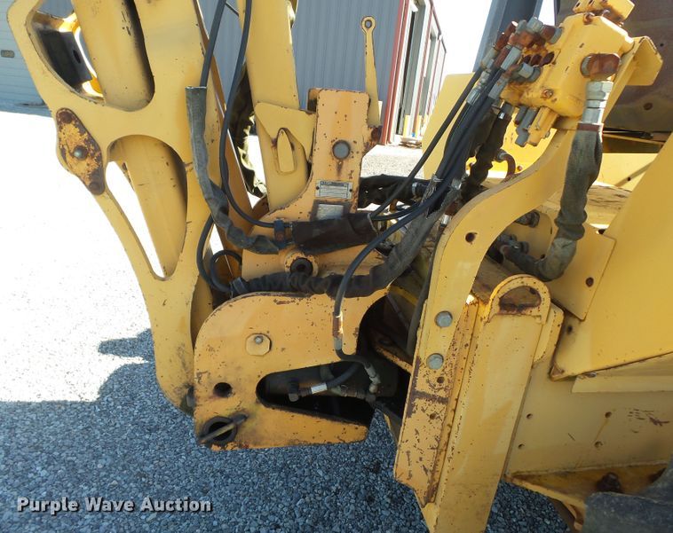 image for item DH7774 Case 860 cable plow