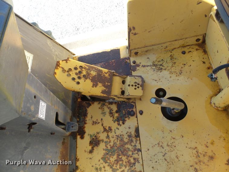 image for item DH7774 Case 860 cable plow