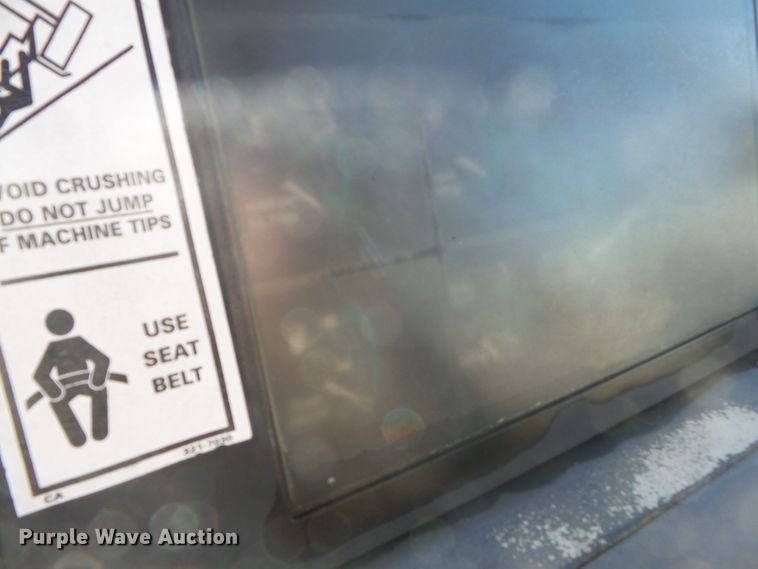 image for item DH7774 Case 860 cable plow