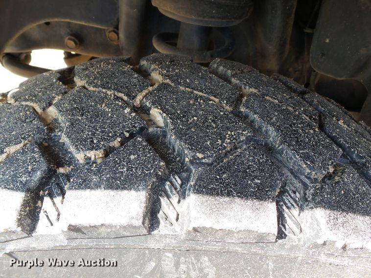 image for item DH7780 2010 Dodge Ram 5500 bucket truck