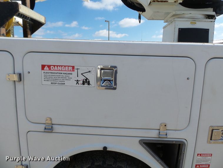 image for item DH7780 2010 Dodge Ram 5500 bucket truck