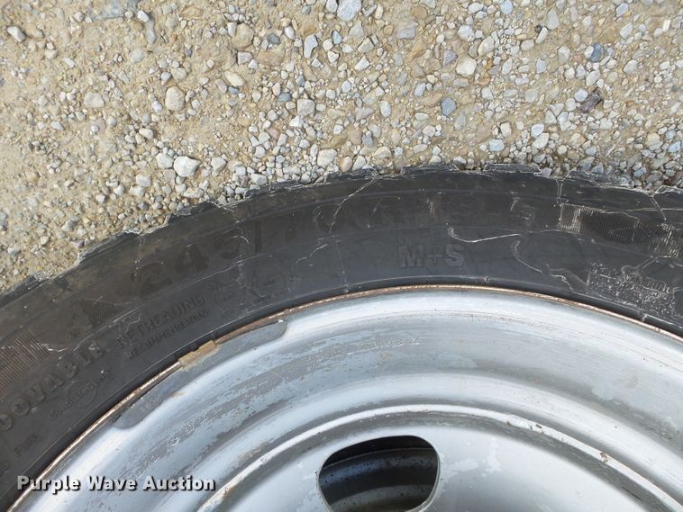 image for item DH7780 2010 Dodge Ram 5500 bucket truck