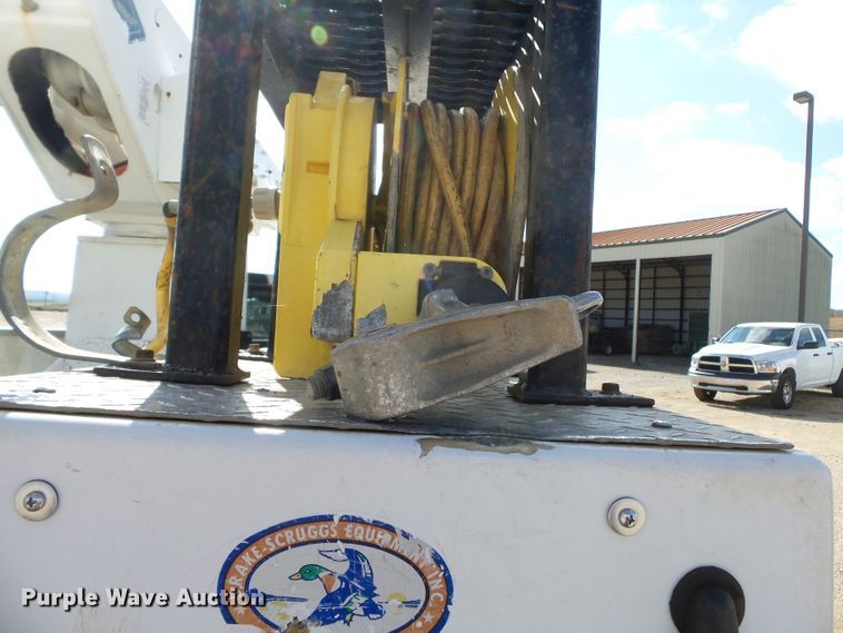 image for item DH7780 2010 Dodge Ram 5500 bucket truck